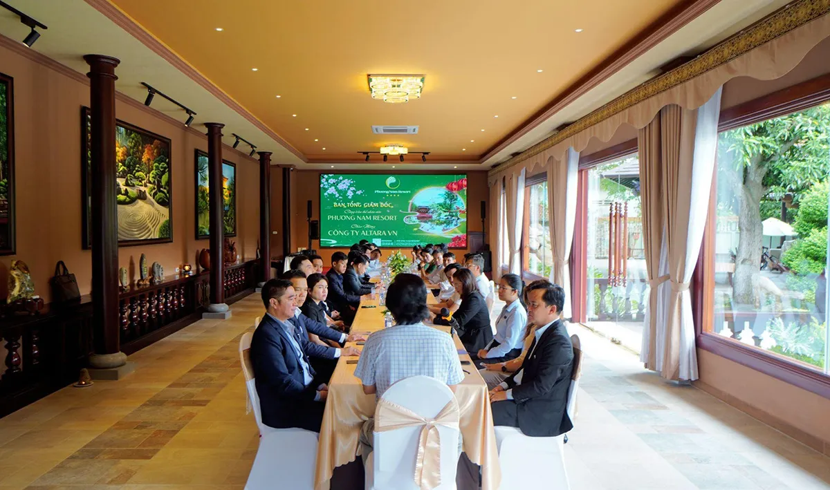 le-ky-ket-altara-va-phuong-nam-resort